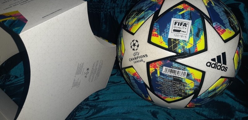 Adidas Champions League Final Authentic official Match Ball 2020 size5 With Box gallery