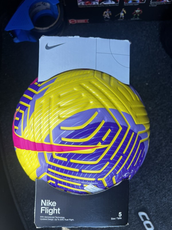 NIKE Flight Yellow Premier League 22/23 Official Match Ball Size 5 (DN3602-710)