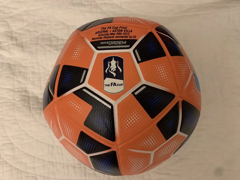 NIKE ORDEM FA Cup Final 2015 Arsenal Ball Fifa Approved