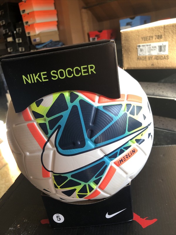 White Nike Merlin Promo-FA19 Size 5 Official Match Soccer Ball CK6052-100 $160