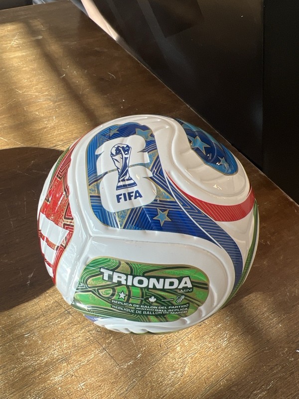 Adidas FIFA World Cup 2026 Trionda Mini Soccer Ball (Beautiful Replica)
