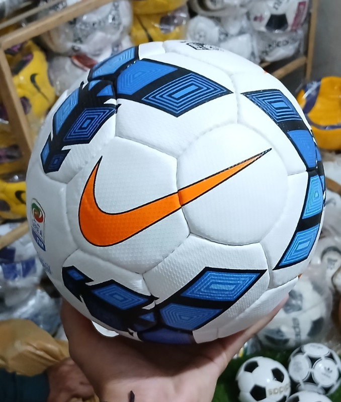 Rare Nike Incyte Serie A 2013-2014 | Official Match Ball | Size 5 – white