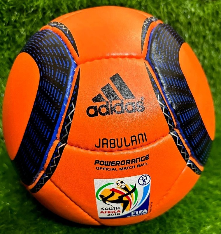 ADIDAS POWER ORANGE JABULANI OFFICIAL MATCH BALL FIFA WORLD CUP 2010 SIZE 5