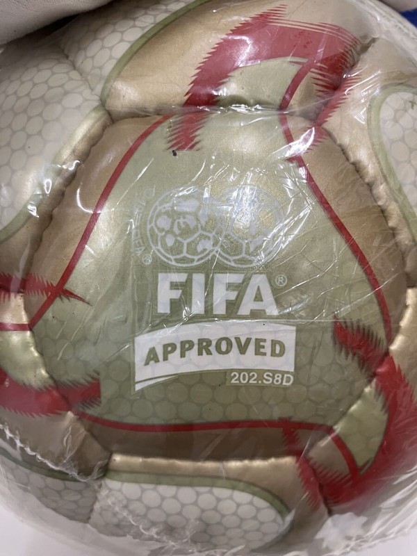 FIFA World Cup 2002 Official Match Ball adidas Fevernova Soccer Football unopend gallery
