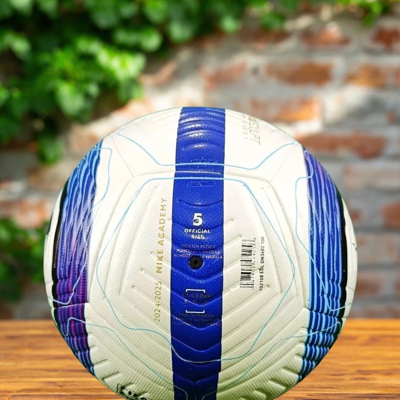 New Nike Flight 2024-2025 Premier League Official Match Soccer Ball Size 5 gallery