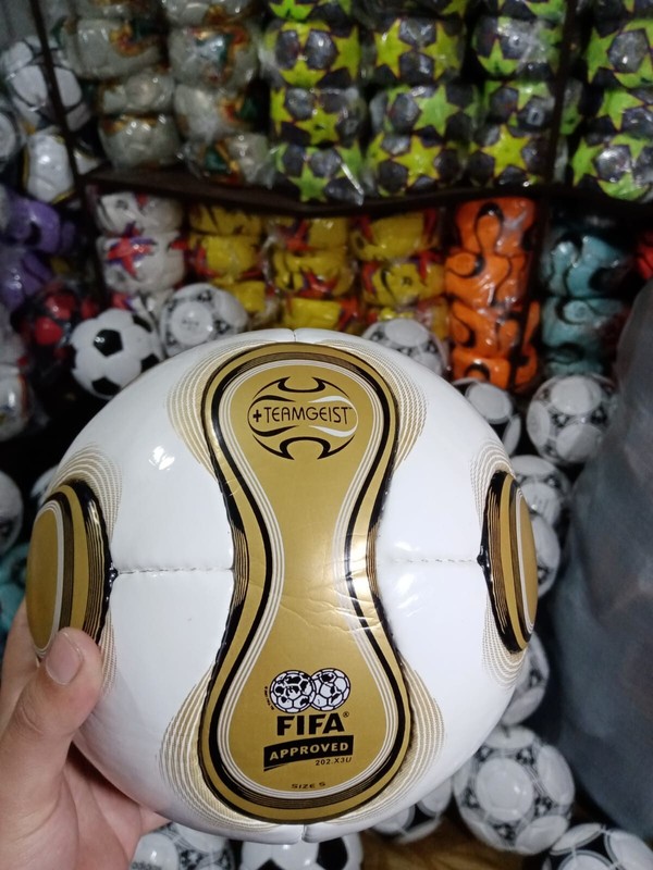 Adidas Teamgeist Berlin Final Match Ball FIFA World Cup Germany 2006 Ball Size 5 gallery