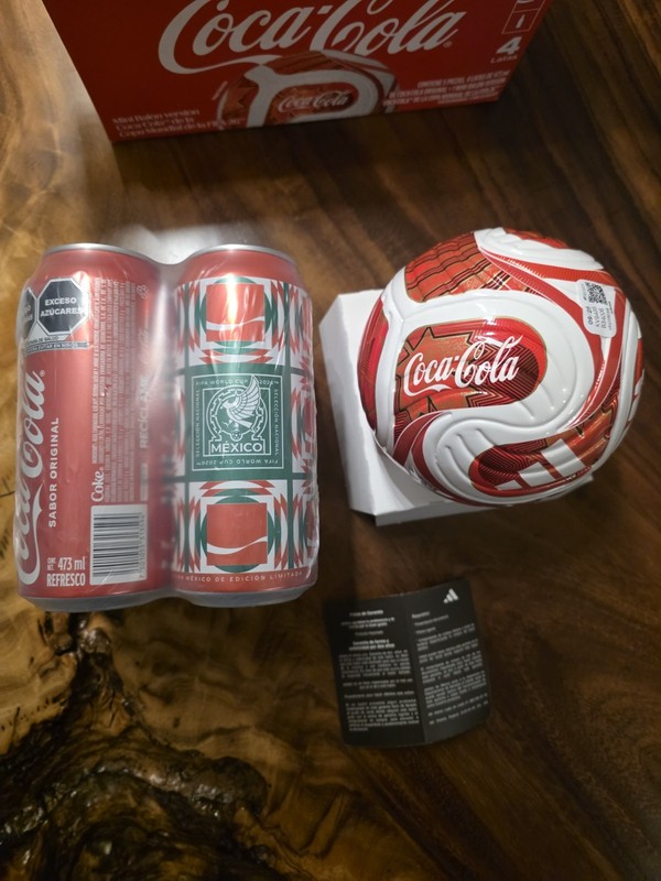 Trionda Coca Cola 4pk With One Mini Ball Special Edition World Cup Mexico gallery