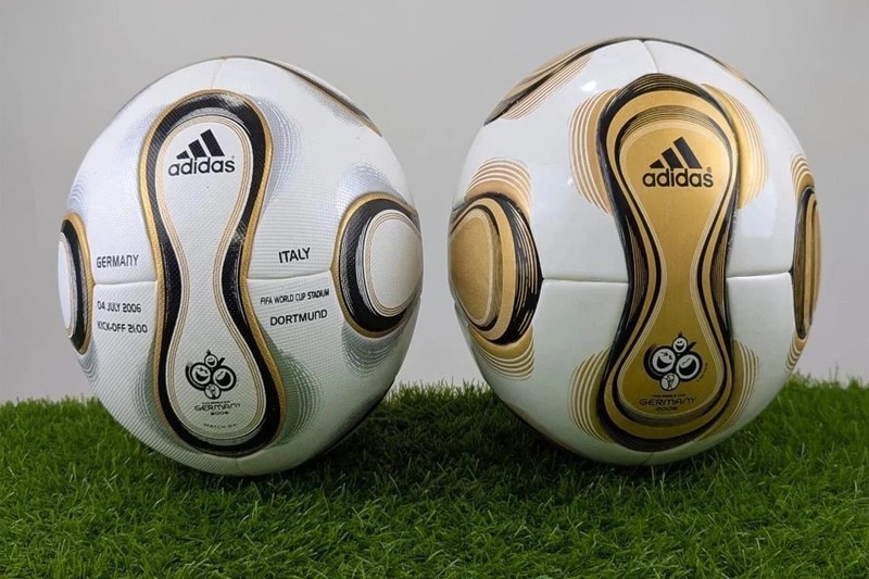 2X Adidas Teamgeist FIFA World Cup Germany 2006 Official Match Ball Size 5