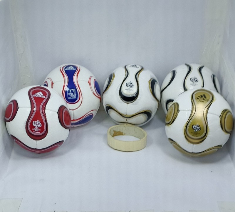 Pack of 5 – Adidas Teamgeist 2006 Mini Football Size 1 World Cup Germany