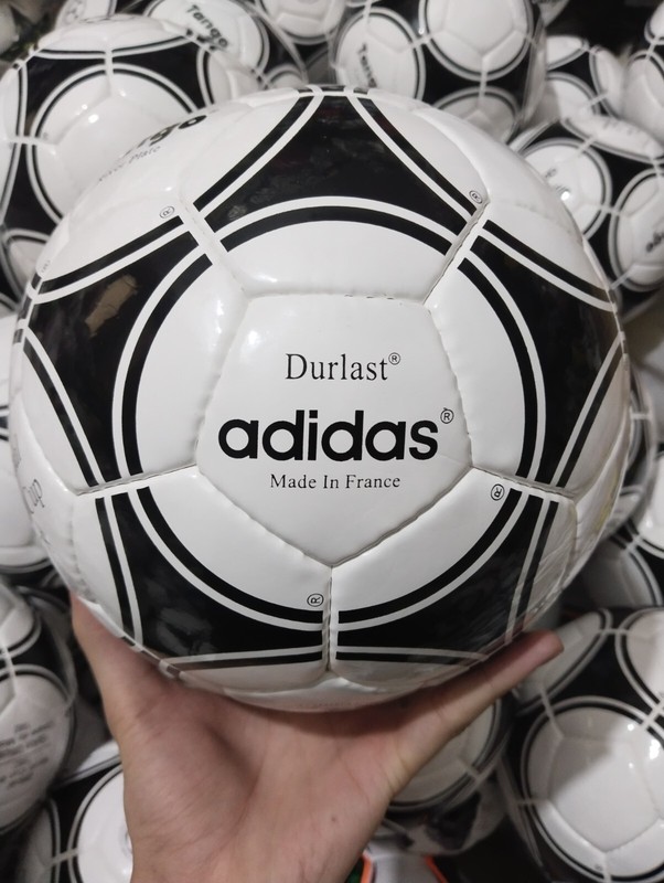 Adidas Durlast Tango River Plate Official FIFA World Cup 1978 Soccer Match Ball gallery