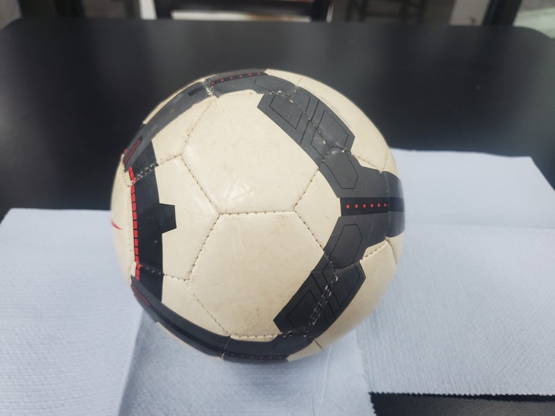 Nike T90 Miniature Skill Ball (Size 1?) White/Gray -USED- gallery