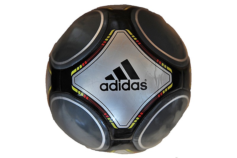Adidas Football Capitano Match Ball Replica Black – Size 5 – X53985