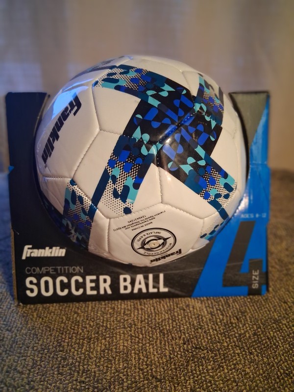 Franklin competition soccer ball size 4 ages 8-12