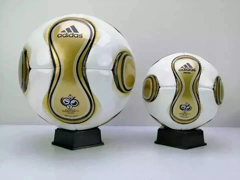 Teamgeist Berlin Official Match Ball 2006 Germany World Cup