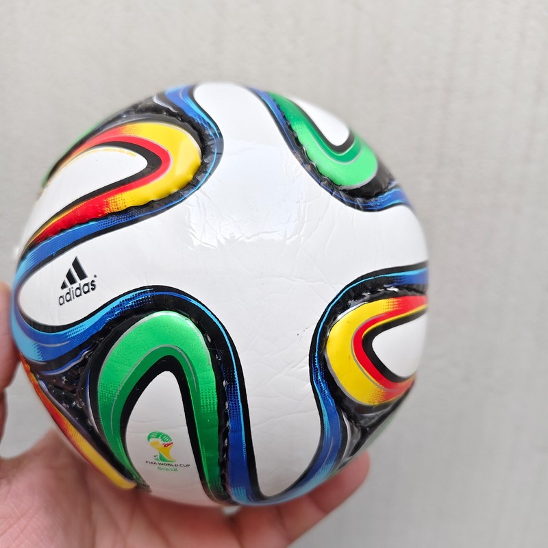 Brazuca MINI Adidas- Official Game Ball - FIFA World Cup 2014 - Size 1 gallery