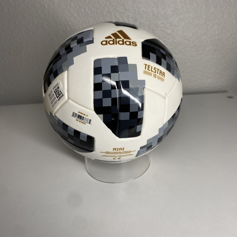 adidas Telstar 18 World Cup Mini Ball gallery