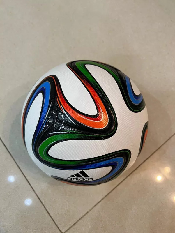 Adidas Brazuca Official Match Ball FIFA World Cup Brazil 2014 Soccer Ball Size 5