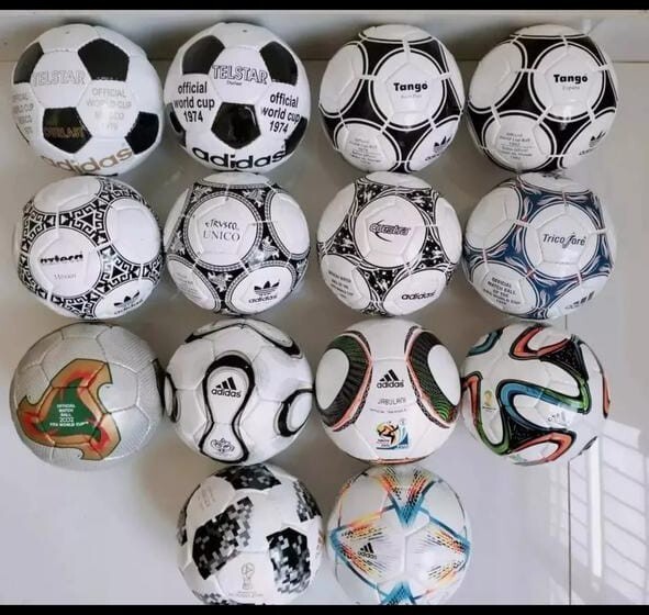 Mini ball set Historical 14 pcs FIFA World cup 1970 to 2022 Soccer Size 1