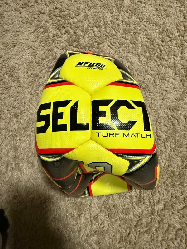 Select Numero 10 Turf Match Soccer Ball – Hand Stitched – NHSF Approved