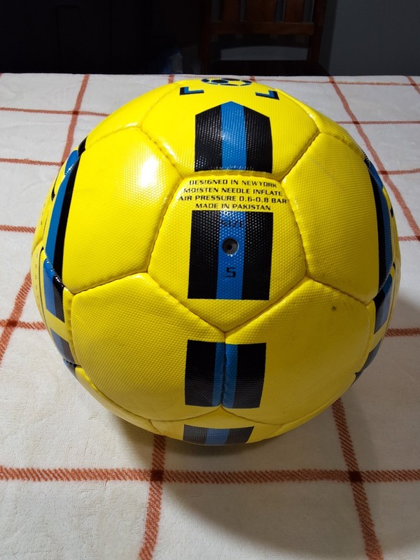 Dribble Up Smart Soccer Ball Size 5 App Enabled DribbleUp Training Ball Only gallery
