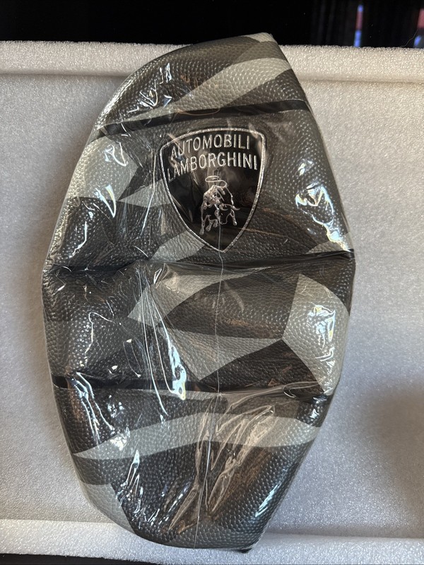 Lamborghini RARE High Quality Basketball. Size 7. MESUCA