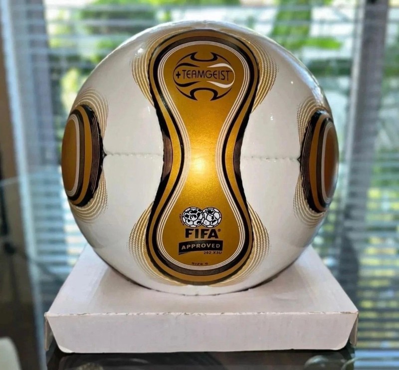 RARE 2006 Adidas Teamgeist FIFA World Cup Germany Official Match Ball Size 5