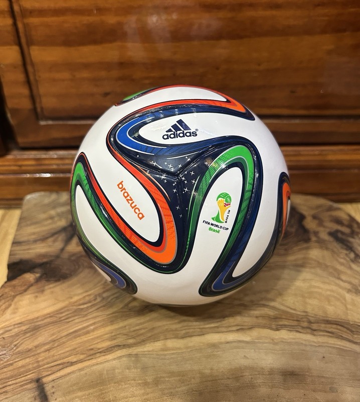 NEW Adidas Fifa World Cup Ball MINI Size 1 BRAZUCA 2014 BRAZIL