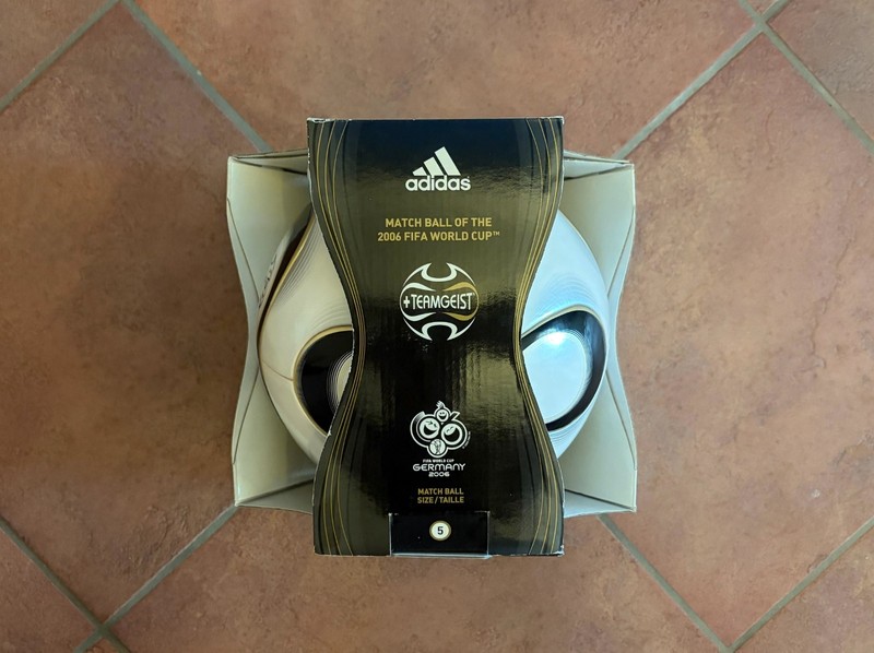 Adidas Teamgeist 2006 Official Match Ball World Cup World Cup Soccer NEW / Original gallery