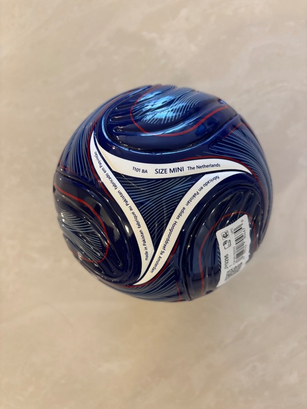 SOCCER BALL-ADIDAS-MINI-MATCH BALL REPLICA-TRIONDA-JAPAN LOGO TEAM-NEW- gallery