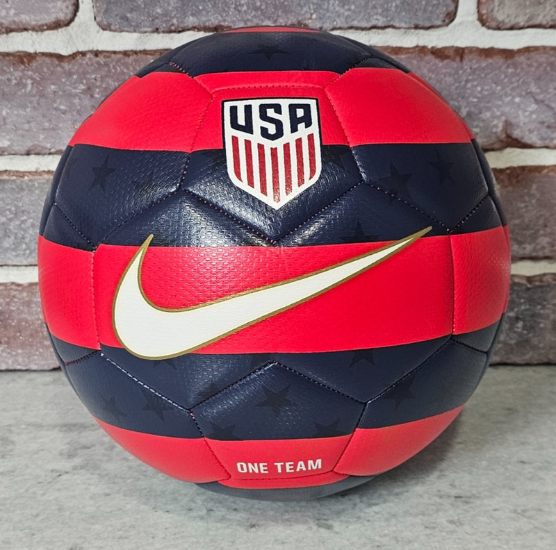 Nike Soccer Ball Team USA United States Prestige Size 5 Rare Official Pre-owned