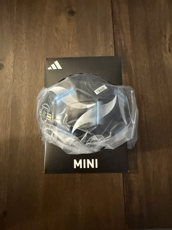 KITH MESSI ADIDAS MINI FOOTBALL BALL BLACK SOCCER BLACK BLUE WHITE