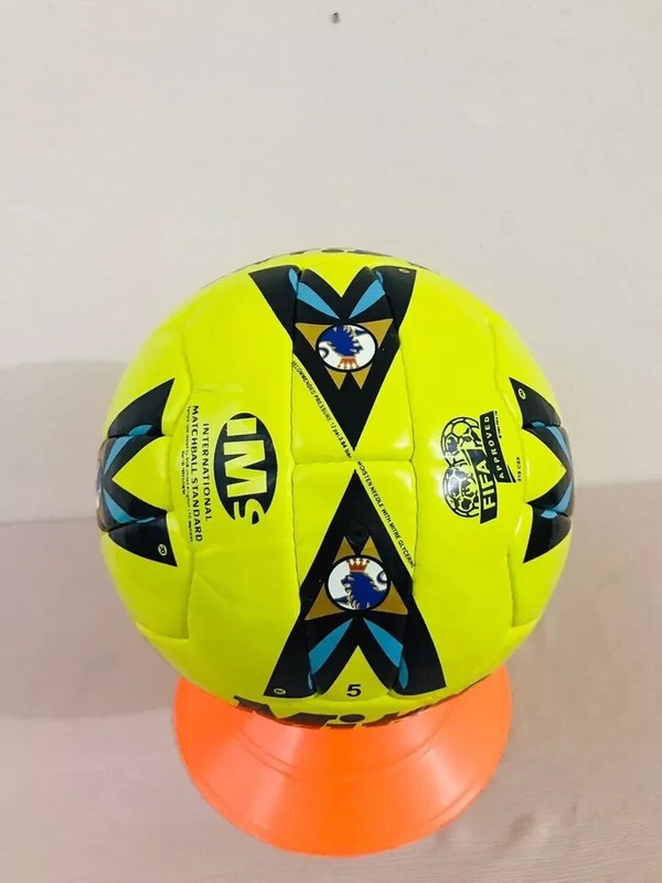 Mitre Ultimax Fluo Flare Football Premier League 1998-2000 Match Ball Size 5 gallery