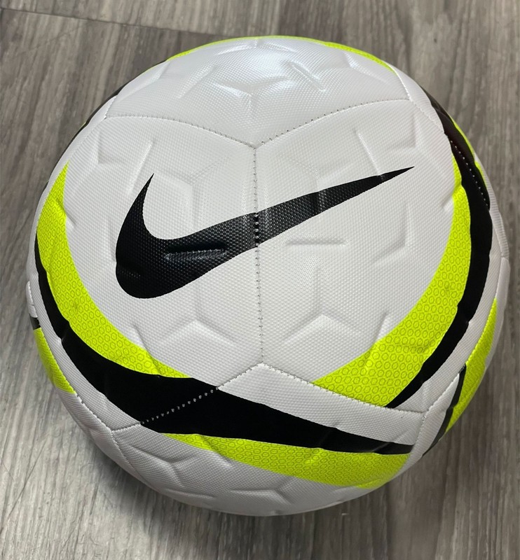 Nike Academy Training Soccer Ball Size 3 White New in Box INFLATED HV4387 100 gallery