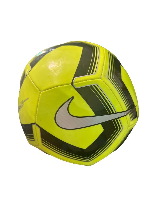 Nike Pitch Training Size 5 Team Neon Soccer Ball