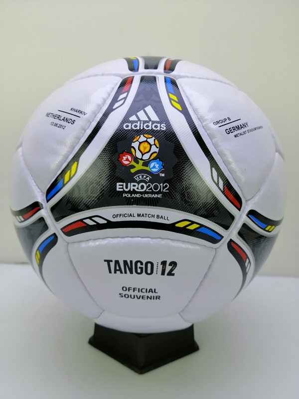 Tango 12 adidas |Euro2012| Netherland/Germany Match Soccerball Size 5