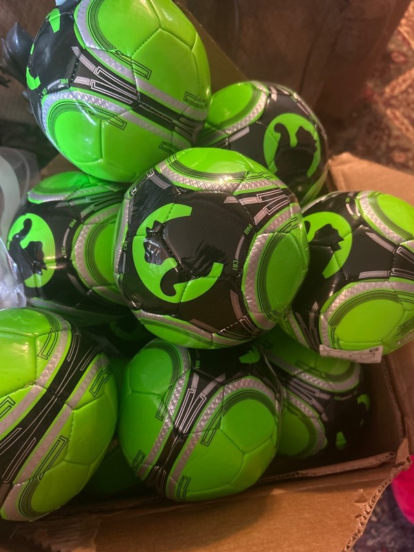 Small, green and black ball’s made by PUMA 2.0 mini ball green puma