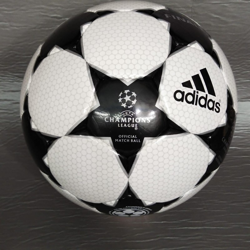 Adidas Finale Istanbul Match Ball Size 5 UEFA Champions League 2005/2006