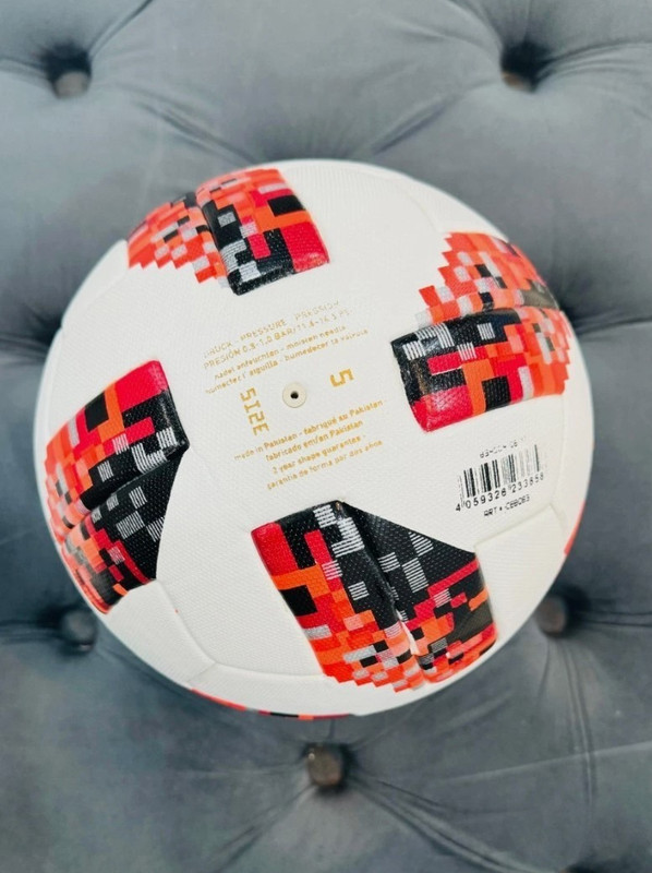 FIFA World Cup Russia 2018 Football TELSTAR Match Ball Soccer Ball [Size 5] gallery