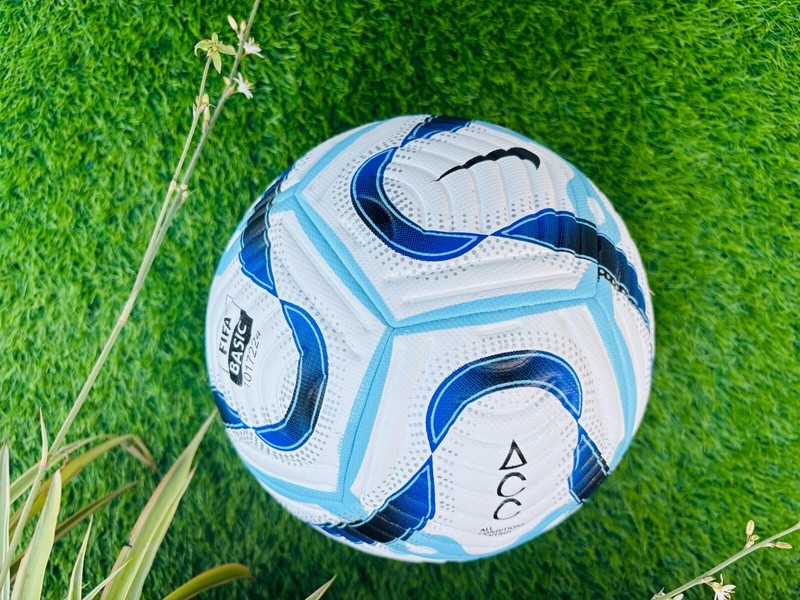 Nike Flight 2025 Official Match Ball Soccer Size 5 New Thermal Technology