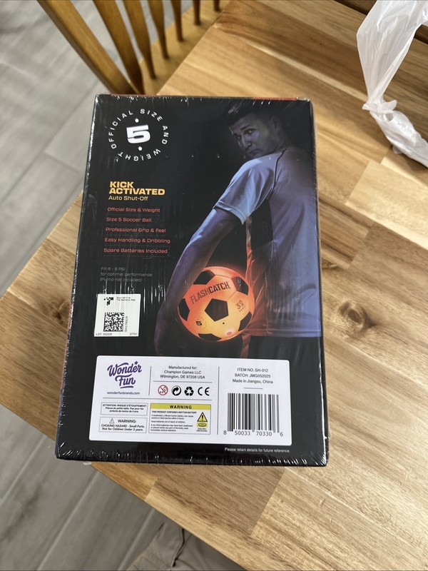 Squad Hero FlashCatch Light Up Soccer Ball Glow In The Dark #5 Official Size NEW gallery
