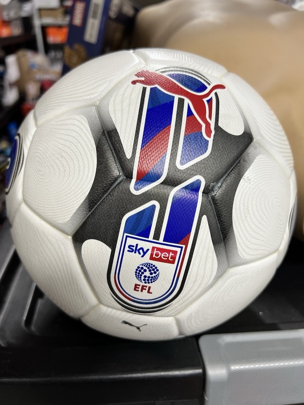 PUMA ORBITA 3 EFL SKY BET FIFA QUALITY SOCCER BALL OMB 084122-01 Sz 5 NWOB