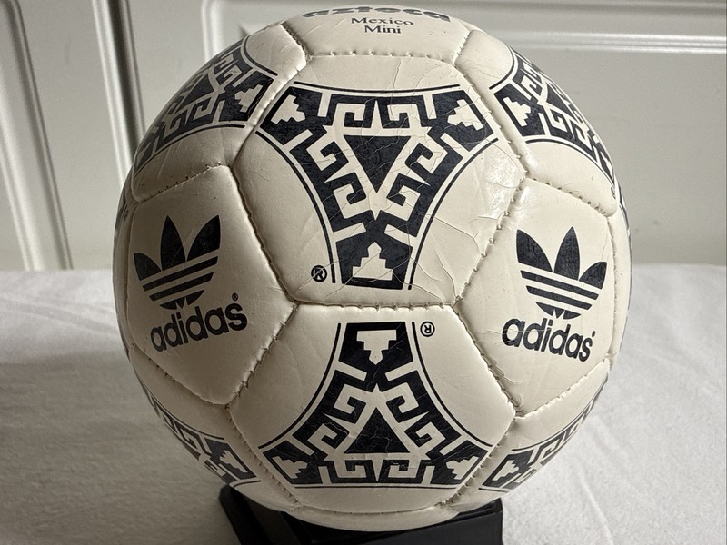 Adidas Azteca Mini Ball FIFA World Cup 1986 Official Mini Ball gallery