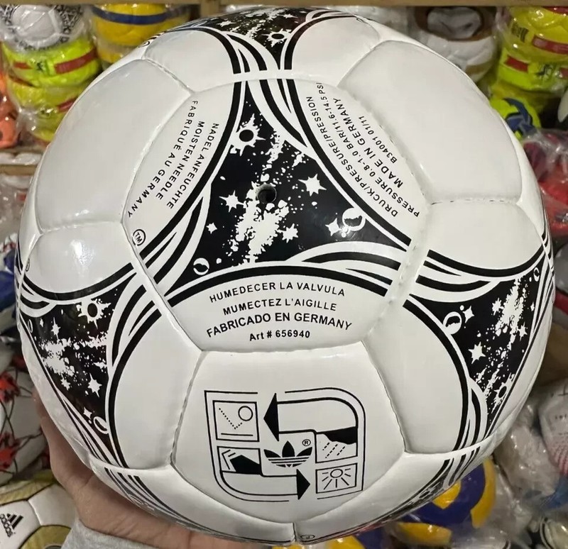 Adidas Questra | FIFA World Cup 1994 | Official Match Ball | Athletic Edge gallery