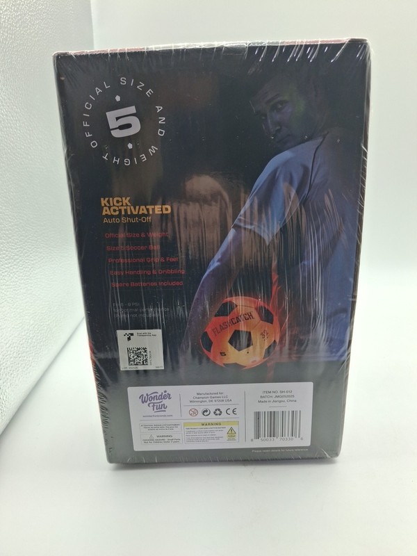 FlashCatch Light Up Soccer Ball Glow In The Dark #5 Sports Gear New and Sealed gallery