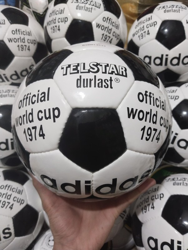 ADIDAS TELSTAR DURLAST 1974 OFFICAL WORLDCUP 1974 SOCCER MATCH BALL SIZE 5