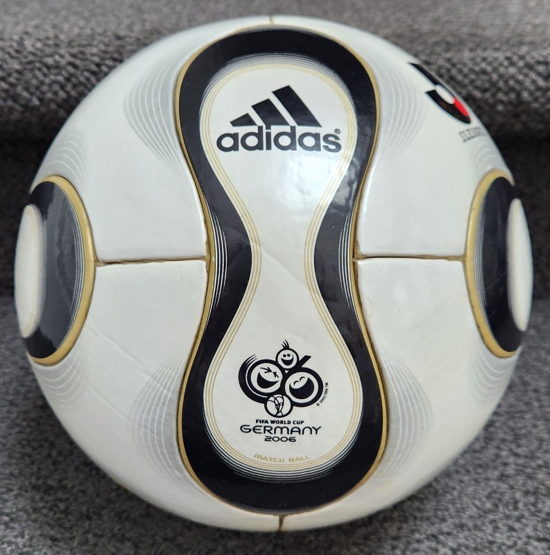 Adidas Teamgeist 2006 World Cup Official Match Soccer Ball