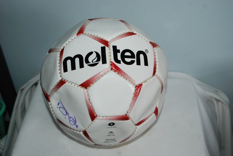 Molten Football Soccer Ball Official Size 5 PF-800X