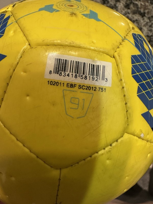 NIKE FOOTBALL T90 SEITIRO MATCH BALL PREMIER LEAGUE YELLOW SIZE 1 gallery