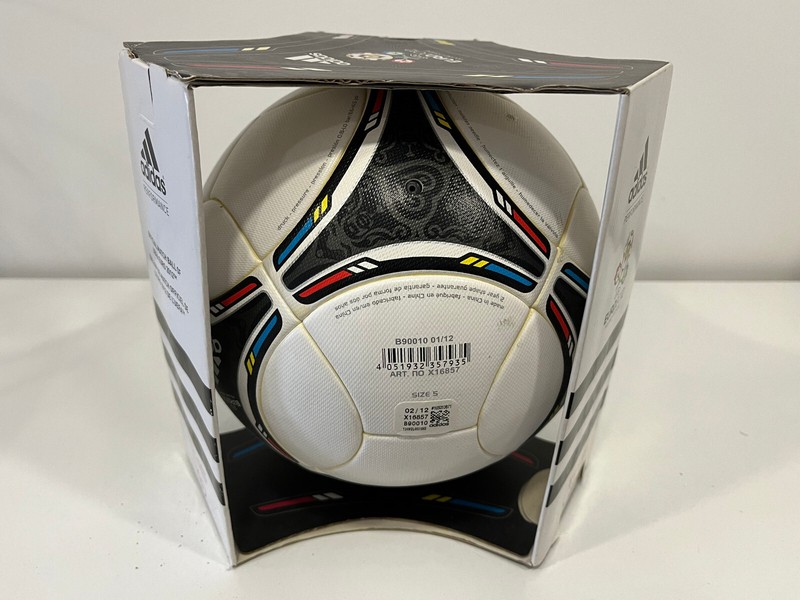 Adidas Ball Tango 12 OMB EM 2012 Polen/Ukraine Euro Official Matchball Neu gallery