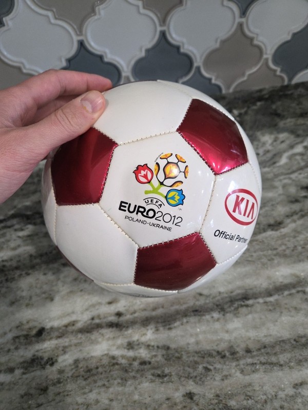 Promotion UEFA Euro 2012 Poland Ukraine Soccer Football Ball KIA Metalic Red gallery